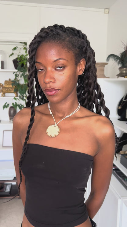 Round ceramic bronze necklace
